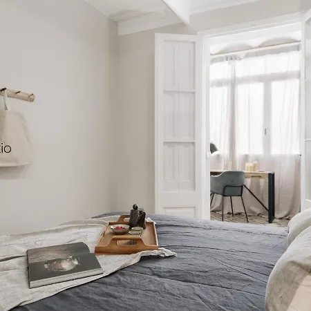 Mourene - 3 Bedrooms In Eixample Dreta Apartment