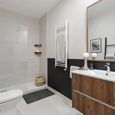 Mourene - 3 Bedrooms In Eixample Dreta アパート バルセロナ