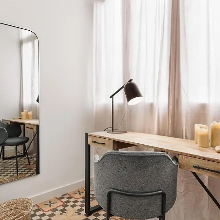Apartment Mourene - 3 Bedrooms In Eixample Dreta *