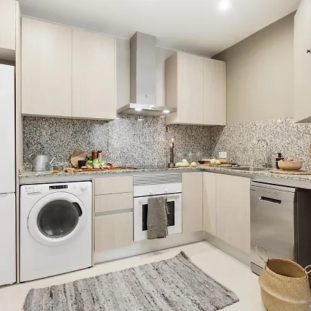 Mourene - 3 Bedrooms In Eixample Dreta